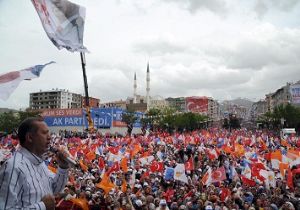 Hem içeriden, hem de dışarıdan saldırıyorlar!